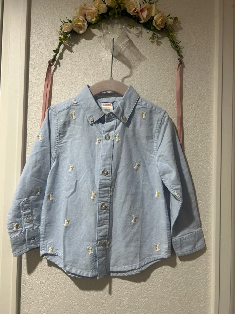 Gymboree  Boys Light Blue Oxford Shirt with Bunny Embroidery - Picture 3 of 6